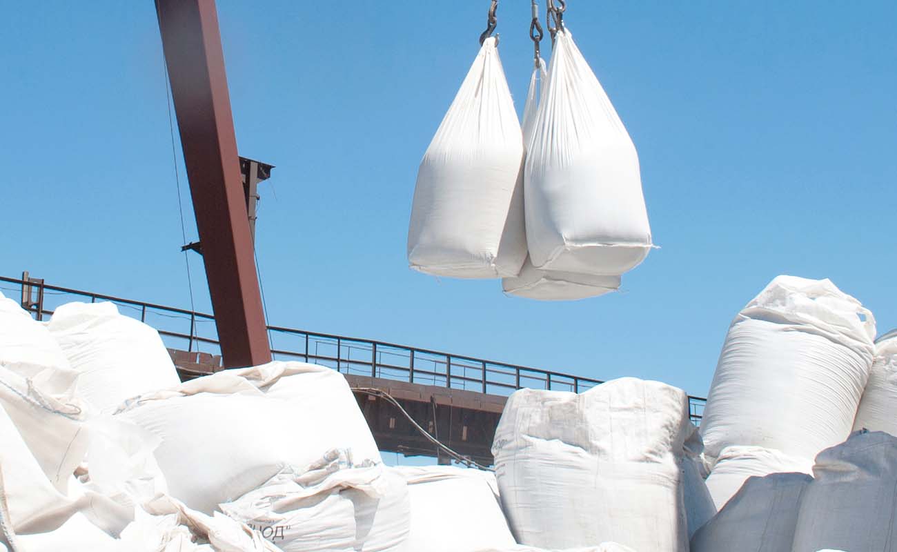 The benefits of using FIBC Jumbo Bags for bulk material handling-Rishi FIBC Solutions