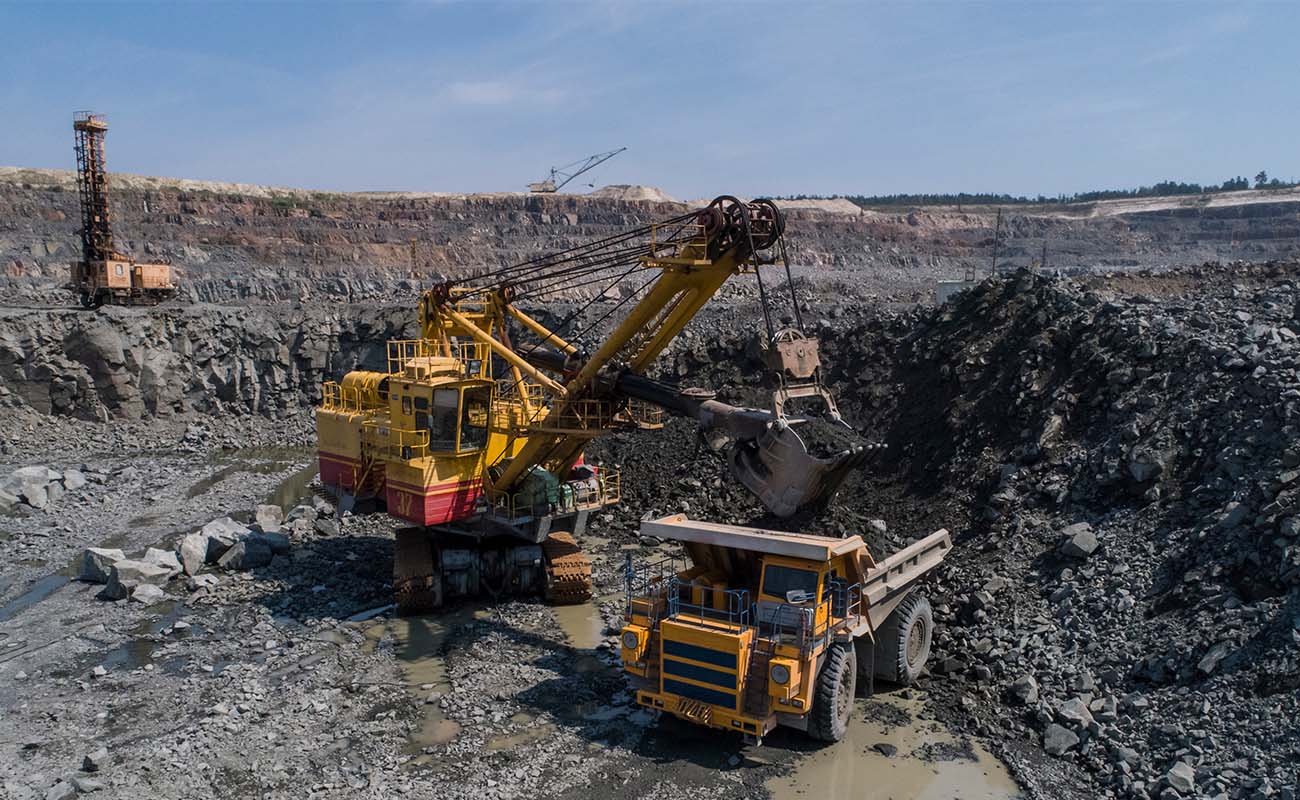 Heavy Loads, High Demands: Choosing the Right FIBCs for Mining Minerals